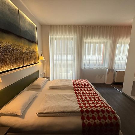 Daskoeln Bagian luar foto